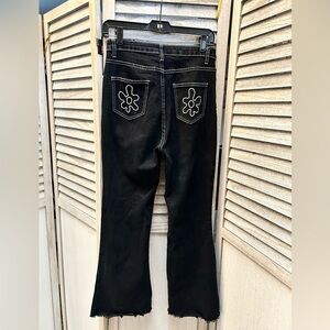 SHEIN Black Fray Hem Jeans Flower Design Women’s Size 4 Small Juniors Waist 26”